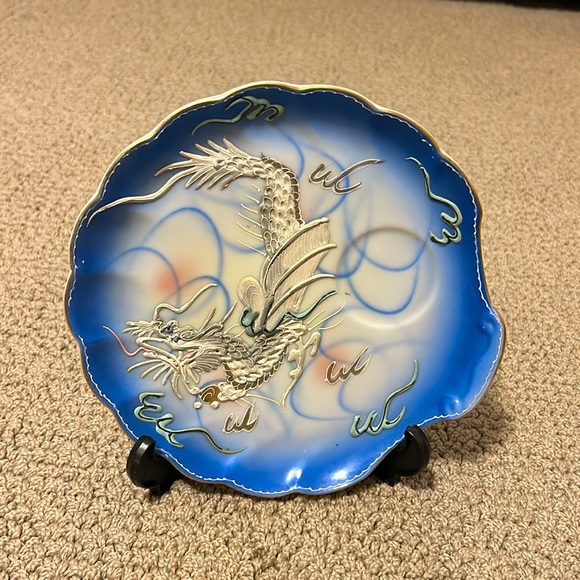 Betson Handpainted Moriage Dragon Ware Demitasse Saucer Decorative Shell Shaped - Picture 2 of 8